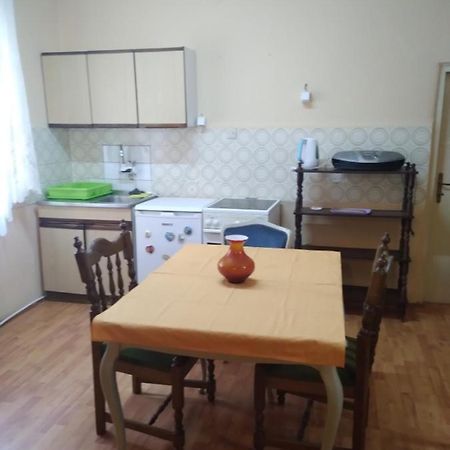 Hostel Bata Apartman Kanjiža المظهر الخارجي الصورة